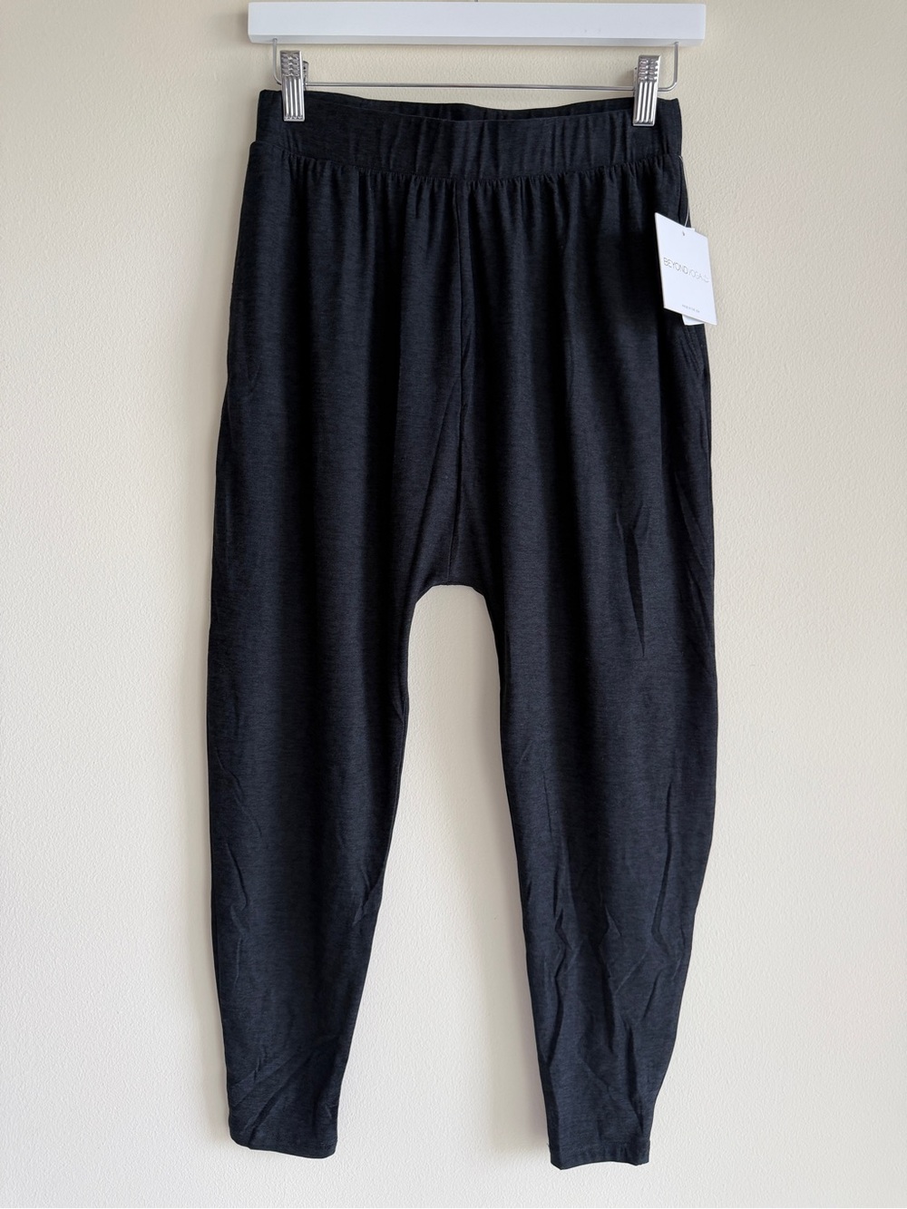 Beyond Yoga Featherweight Turn In Sleep Pants Dark Night Size XS NWT